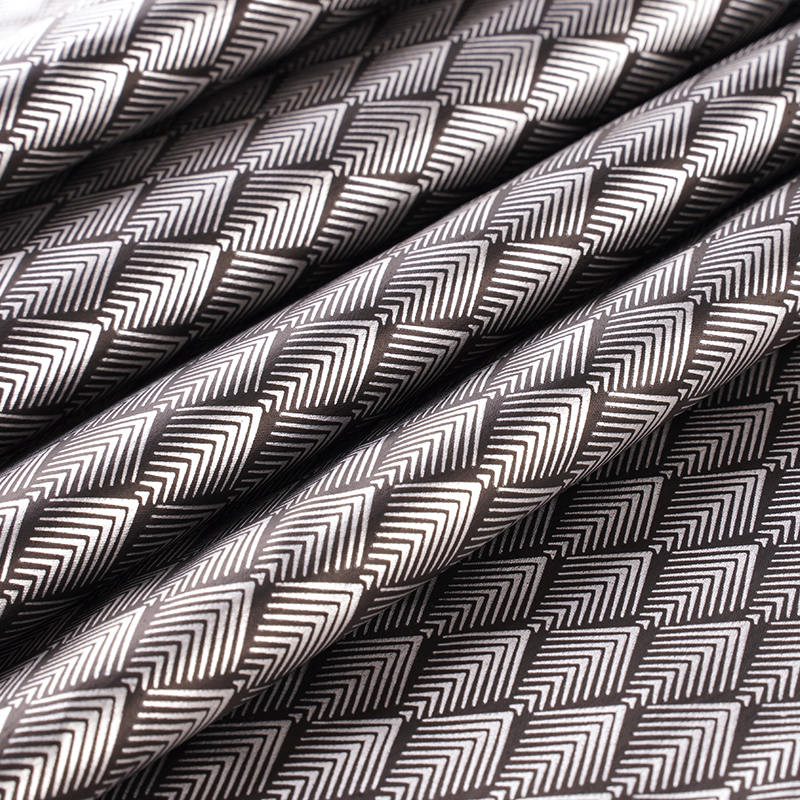 300T polyesteripongee Grafeenihopea P100% 147 cm 65GSM
